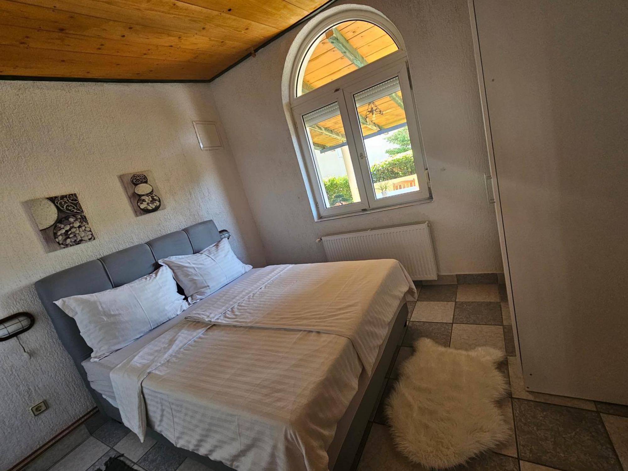 Apartmani Sanja Klenovica Exterior photo